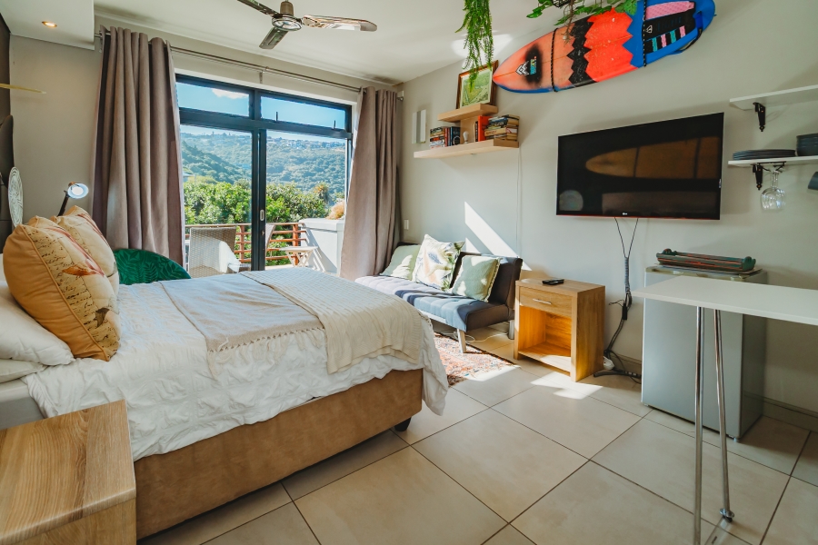 1 Bedroom Property for Sale in Herolds Bay Western Cape